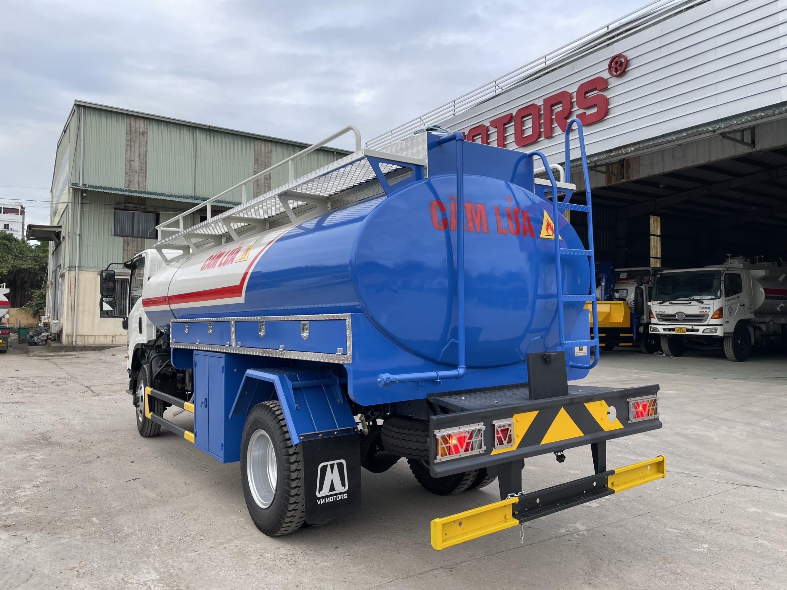 5cc5d568eb1c36426f0d